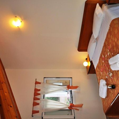 Mari-Christi Apartments Порос Номер фото