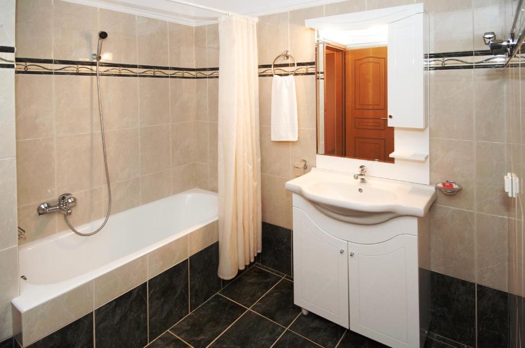 Mari-Christi Apartments Порос Номер фото